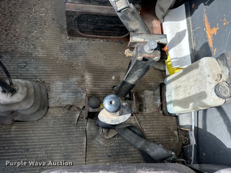 image for item OE9198 1991 Ford L8000 dump truck