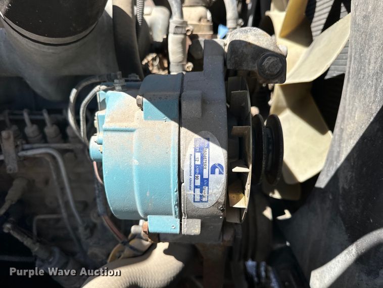 image for item OE9198 1991 Ford L8000 dump truck