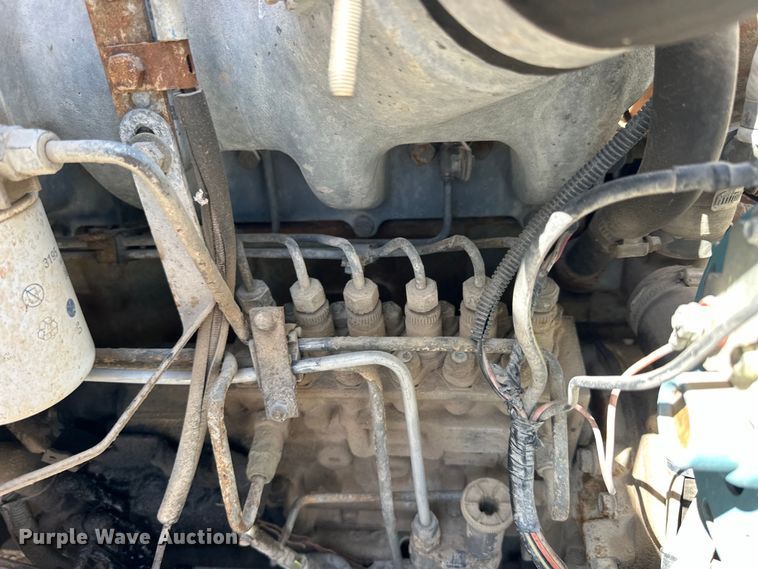 image for item OE9198 1991 Ford L8000 dump truck