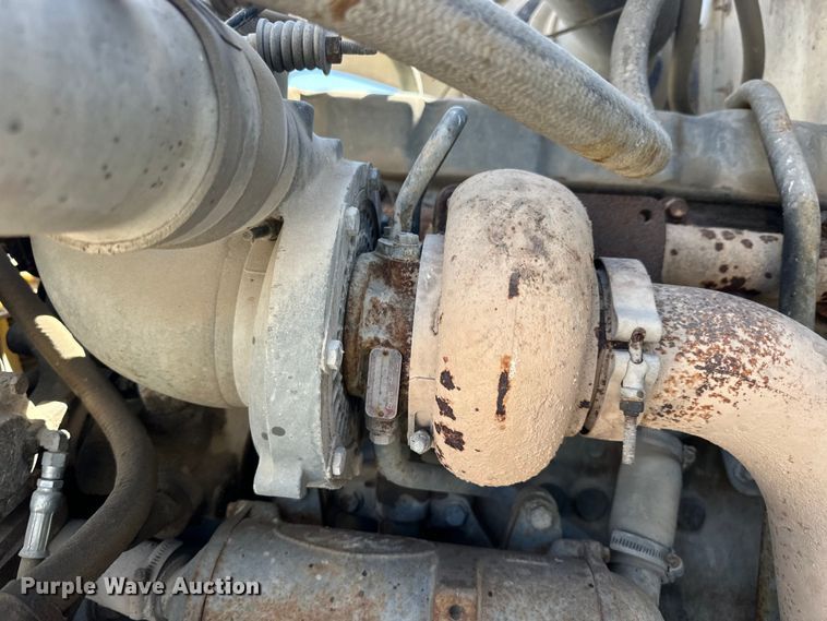 image for item OE9198 1991 Ford L8000 dump truck