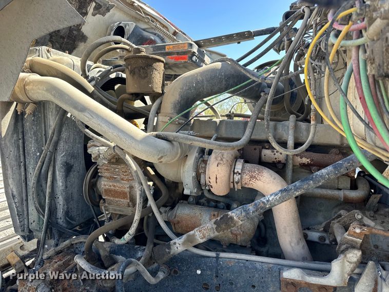 image for item OE9198 1991 Ford L8000 dump truck