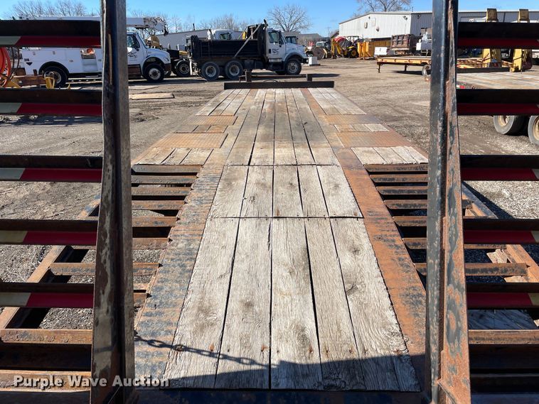 image for item OG9832 2013 Lucon  equipment trailer