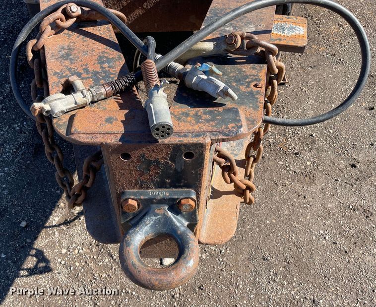 image for item OG9832 2013 Lucon  equipment trailer