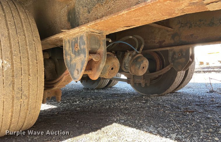 image for item OG9832 2013 Lucon  equipment trailer