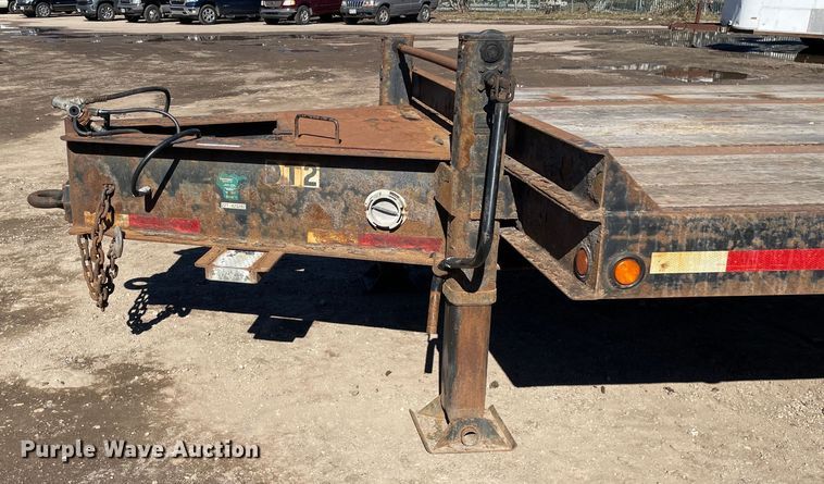 image for item OG9833 2013 Lucon Inc  equipment trailer