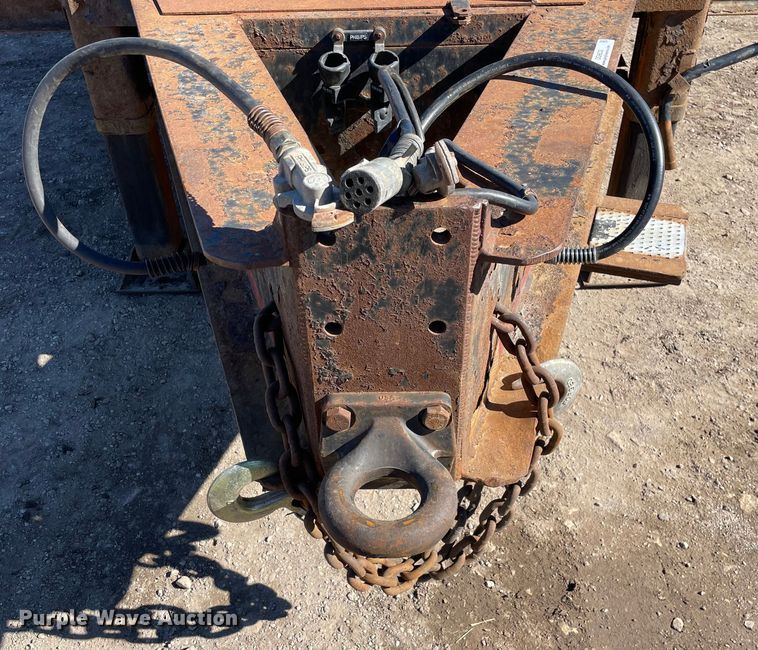 image for item OG9833 2013 Lucon Inc  equipment trailer