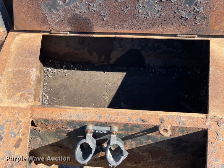 image for item OG9833 2013 Lucon Inc  equipment trailer