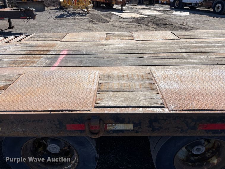 image for item OG9833 2013 Lucon Inc  equipment trailer