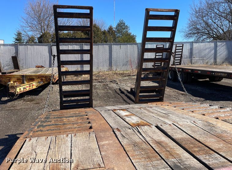 image for item OG9833 2013 Lucon Inc  equipment trailer