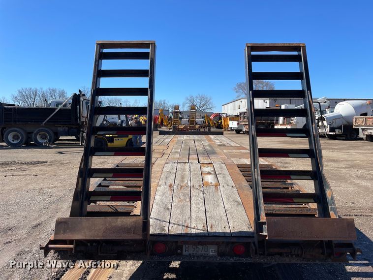 image for item OG9833 2013 Lucon Inc  equipment trailer