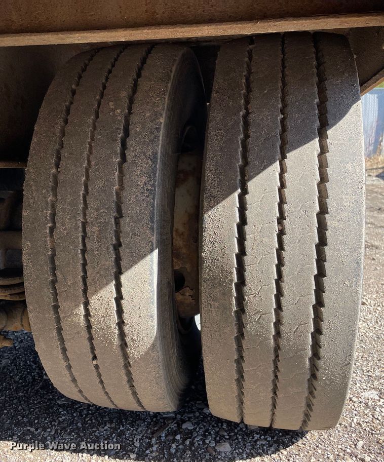 image for item OG9833 2013 Lucon Inc  equipment trailer