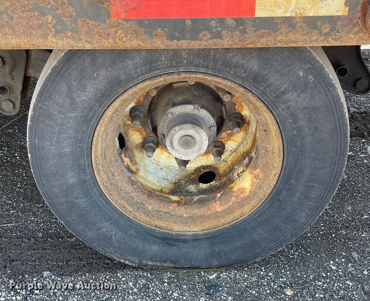 image for item OG9833 2013 Lucon Inc  equipment trailer