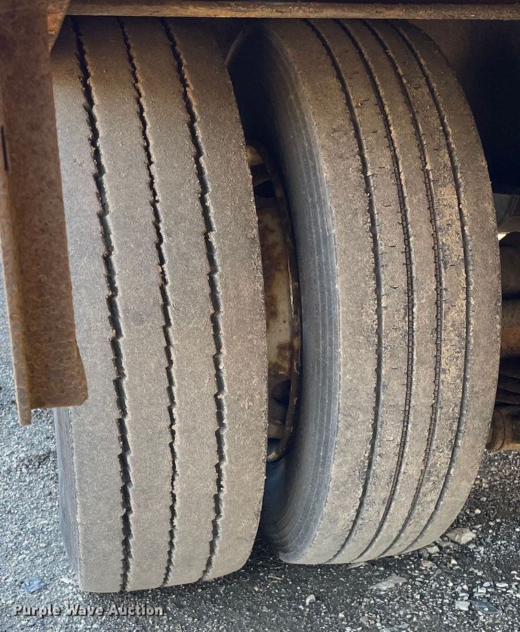 image for item OG9833 2013 Lucon Inc  equipment trailer