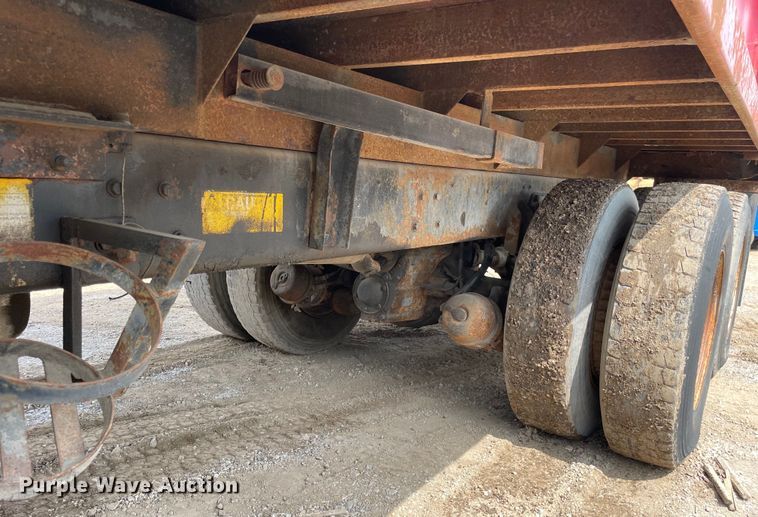 image for item OG9948 1994 Ford  L8000 dump truck