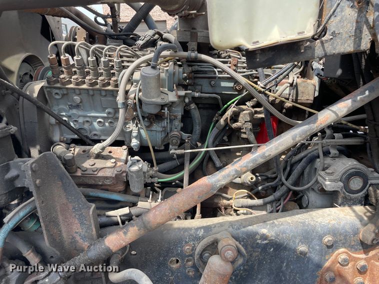 image for item OG9948 1994 Ford  L8000 dump truck