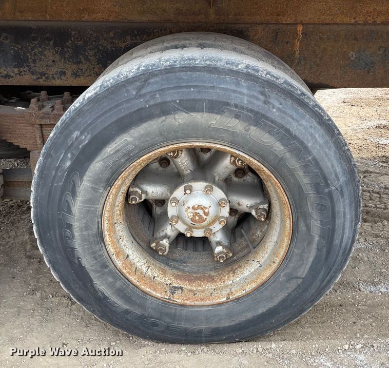 image for item OG9948 1994 Ford  L8000 dump truck