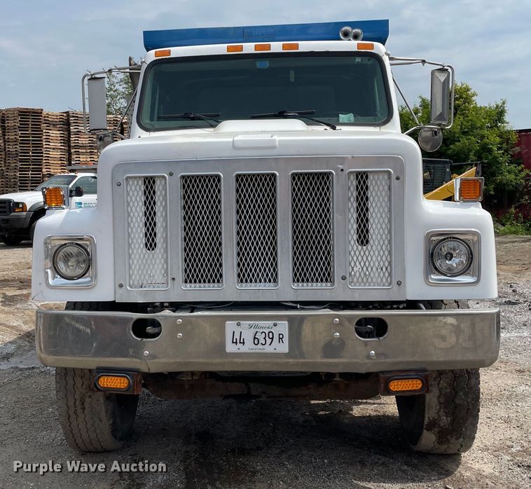 image for item OG9949 2001 International  2554 dump truck