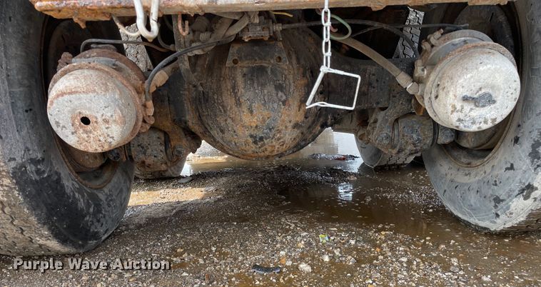 image for item OG9949 2001 International  2554 dump truck