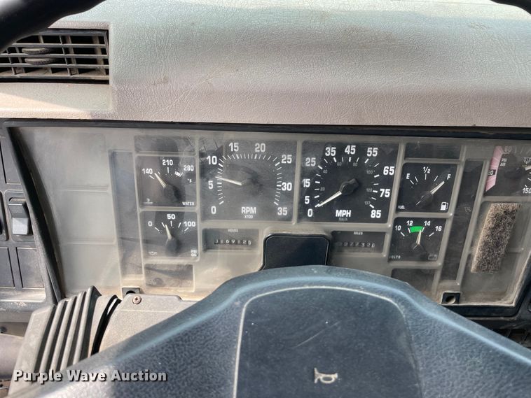 image for item OG9949 2001 International  2554 dump truck