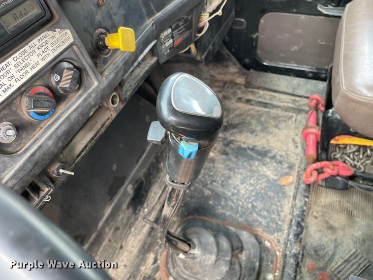 image for item OG9949 2001 International  2554 dump truck