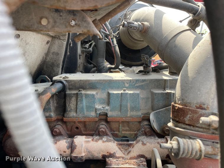 image for item OG9949 2001 International  2554 dump truck