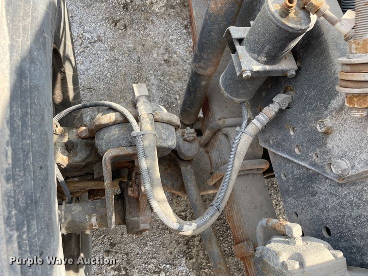 image for item OG9949 2001 International  2554 dump truck