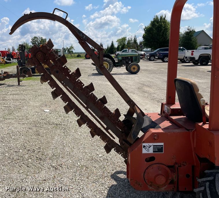 image for item OG9963 1995 Ditch Witch 3610 trencher