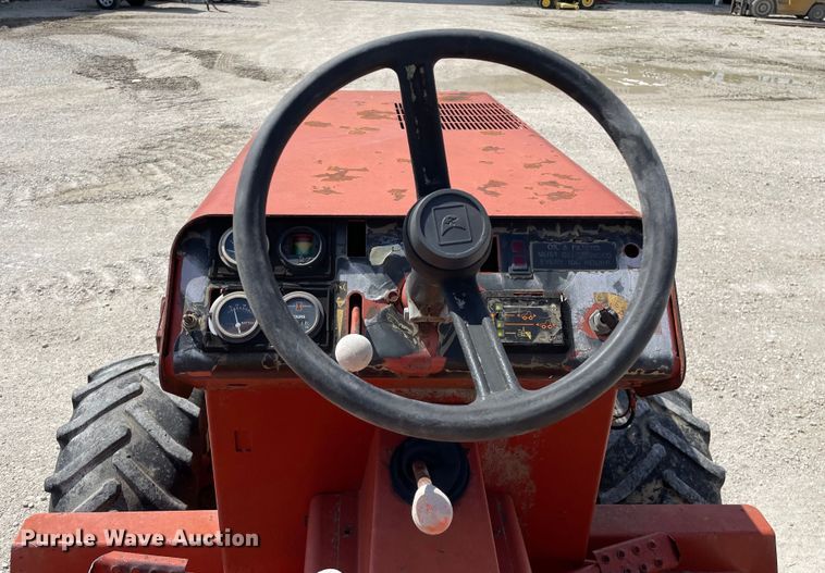 image for item OG9963 1995 Ditch Witch 3610 trencher