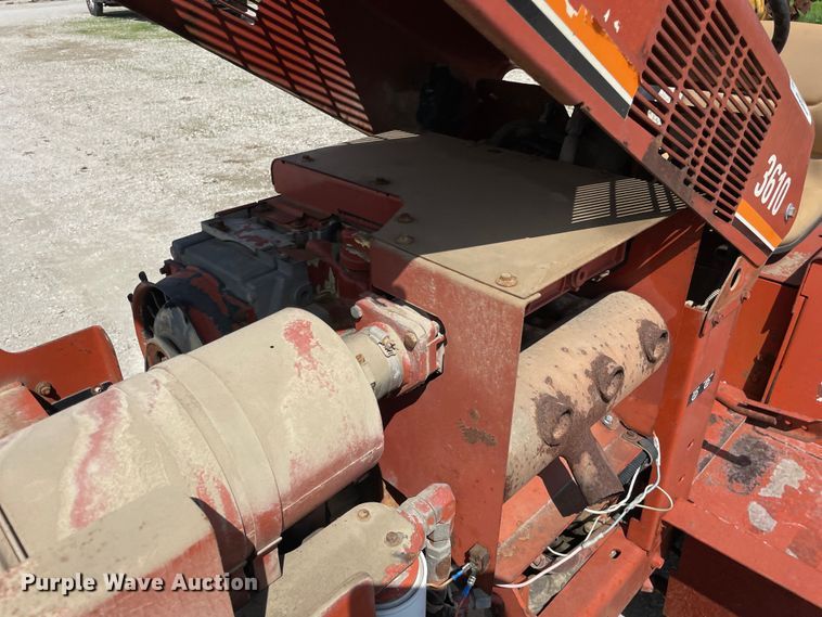 image for item OG9963 1995 Ditch Witch 3610 trencher