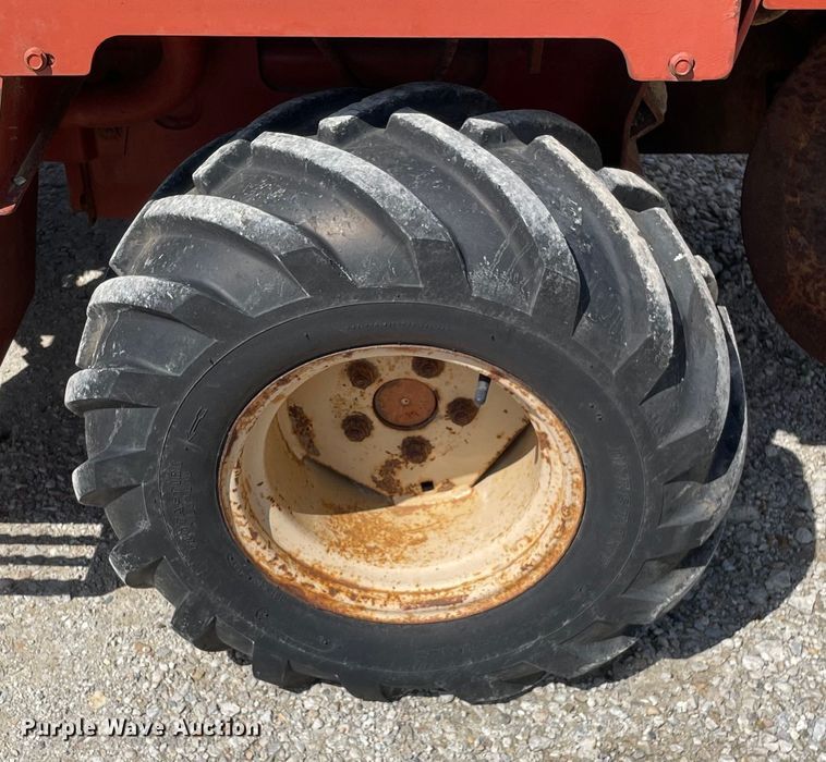 image for item OG9963 1995 Ditch Witch 3610 trencher