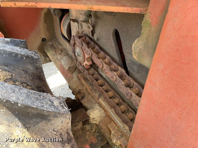 image for item OG9965 1995 Ditch Witch  7610 trencher