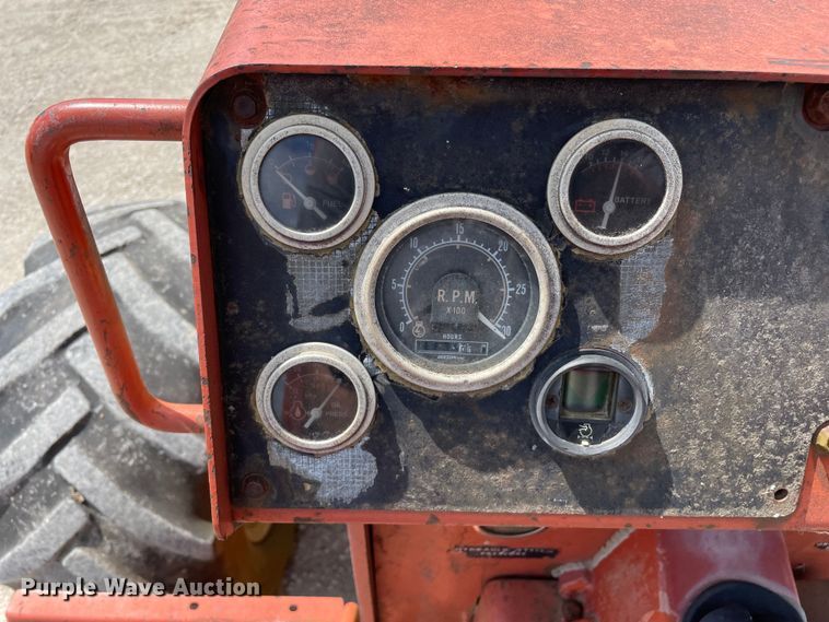 image for item OG9965 1995 Ditch Witch  7610 trencher