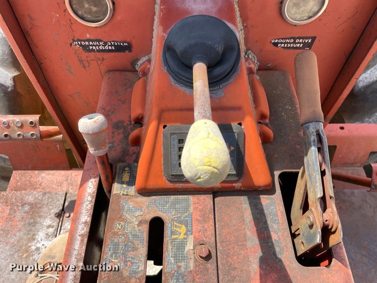 image for item OG9965 1995 Ditch Witch  7610 trencher