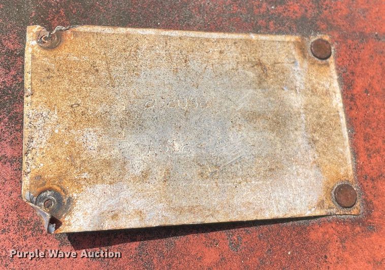 image for item OG9965 1995 Ditch Witch  7610 trencher