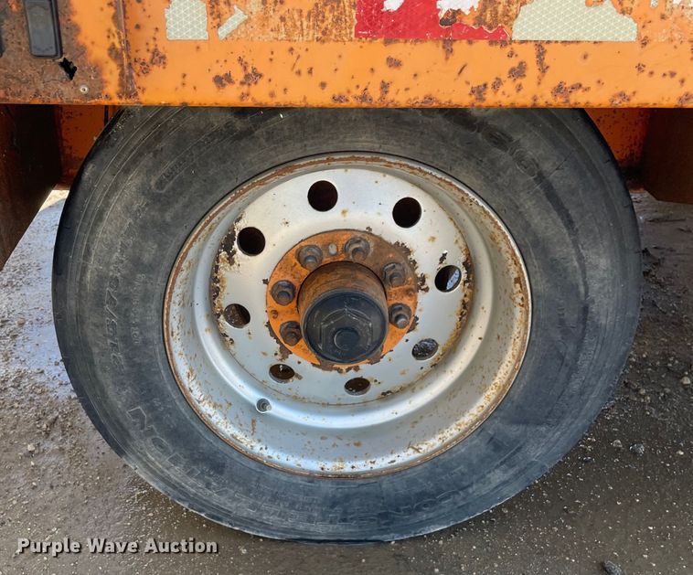 image for item OG9976 2006 Ring-o-matic  750  vacuum excavator