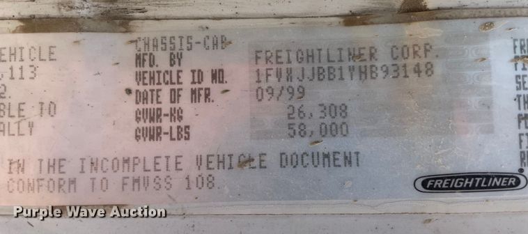 image for item OG9979 2000 Freightliner  FL80 roll-off container truck