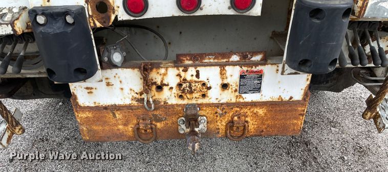 image for item OG9986 1998 International  2554 digger derrick truck