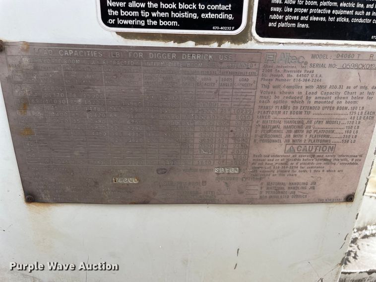 image for item OG9986 1998 International  2554 digger derrick truck