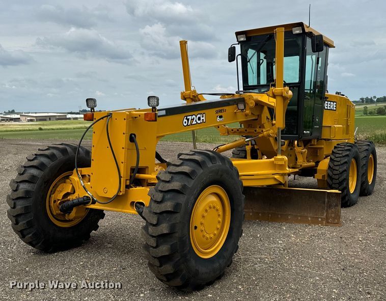 image for item OH9029 2002 John Deere  672CH Series II motor grader