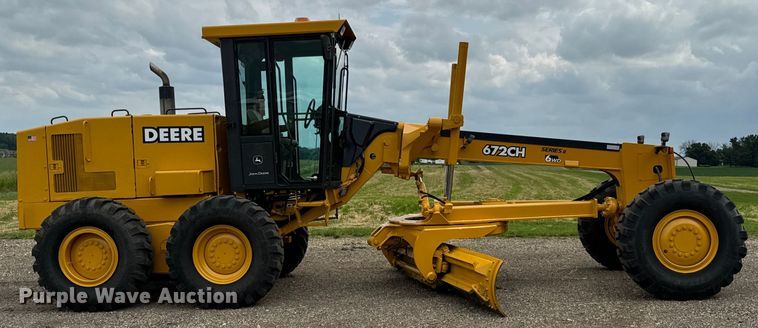 image for item OH9029 2002 John Deere  672CH Series II motor grader