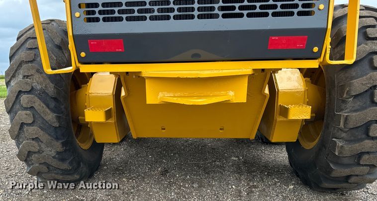 image for item OH9029 2002 John Deere  672CH Series II motor grader