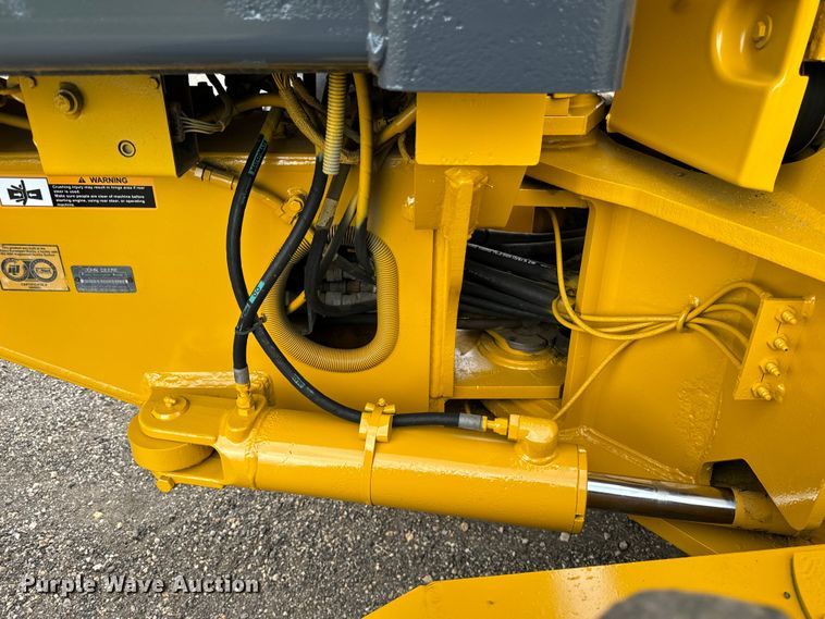 image for item OH9029 2002 John Deere  672CH Series II motor grader