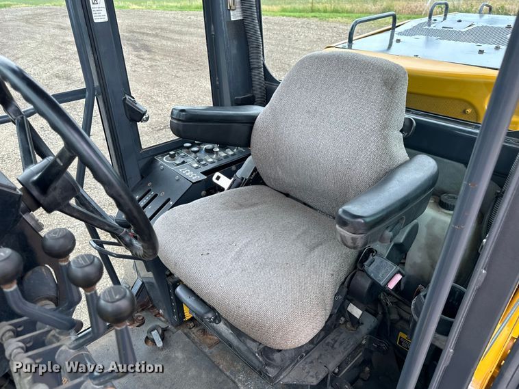 image for item OH9029 2002 John Deere  672CH Series II motor grader