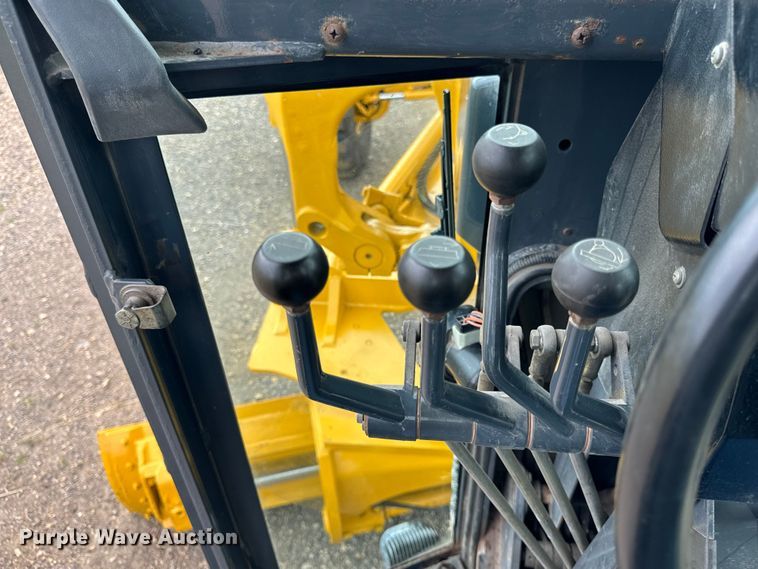 image for item OH9029 2002 John Deere  672CH Series II motor grader