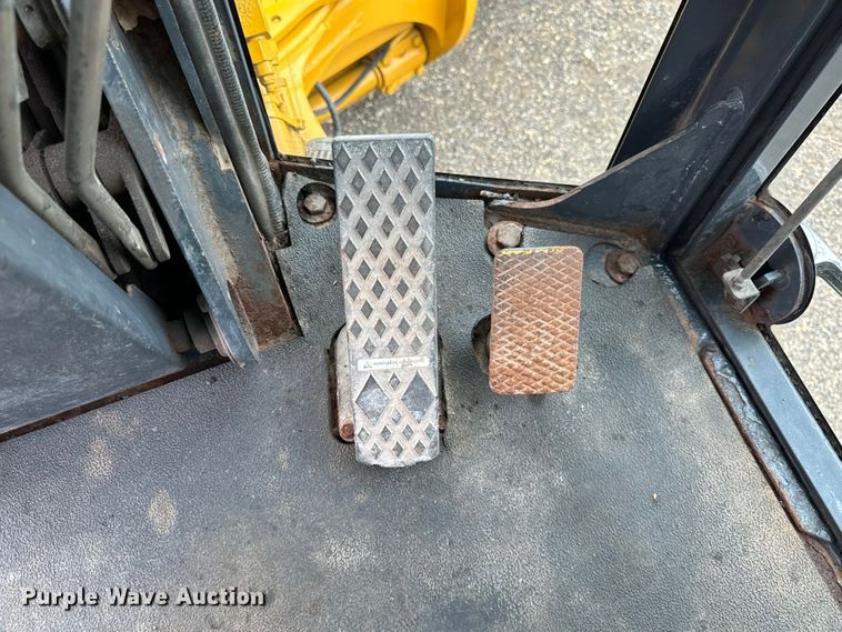 image for item OH9029 2002 John Deere  672CH Series II motor grader