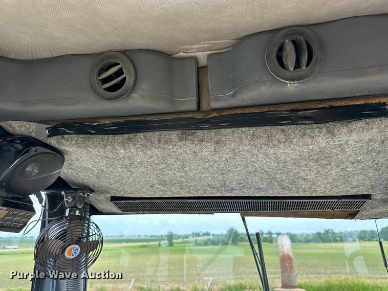 image for item OH9029 2002 John Deere  672CH Series II motor grader