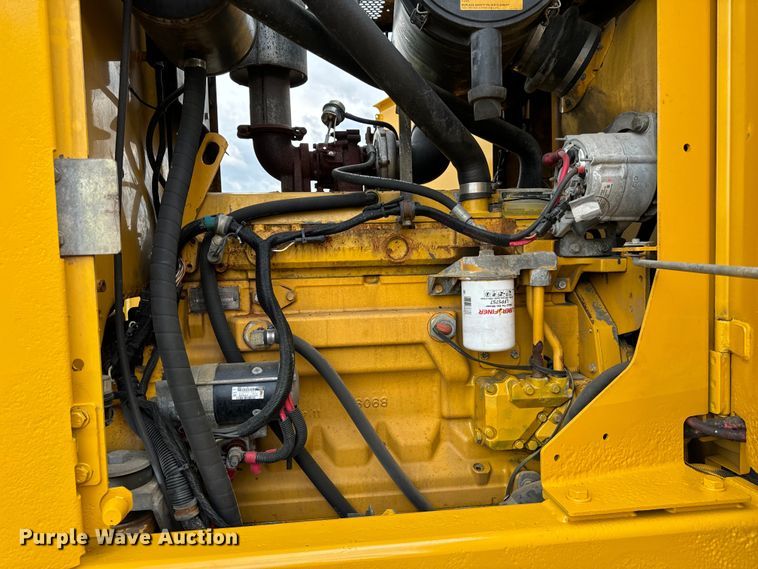 image for item OH9029 2002 John Deere  672CH Series II motor grader