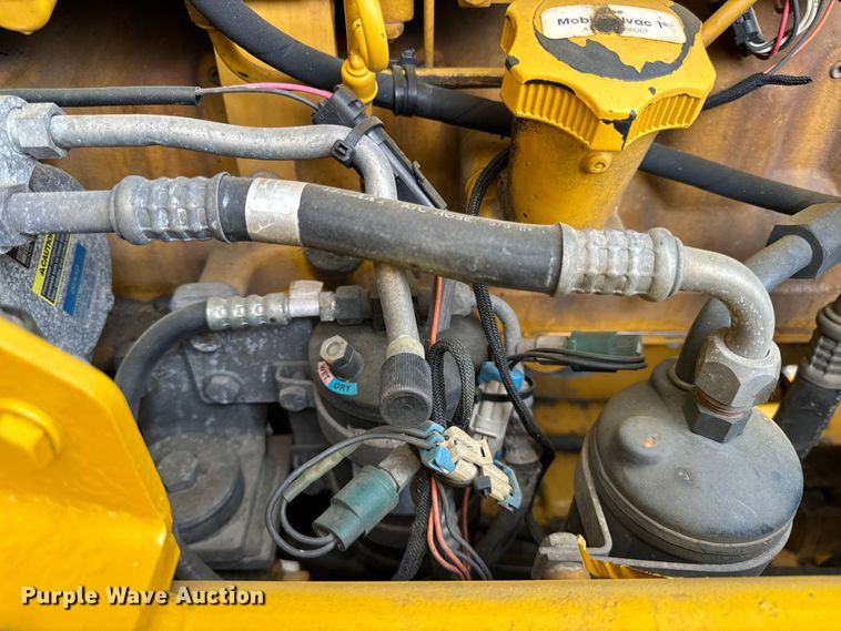 image for item OH9029 2002 John Deere  672CH Series II motor grader