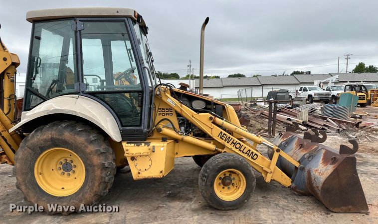 image for item OI9138 1996 New Holland 555E backhoe
