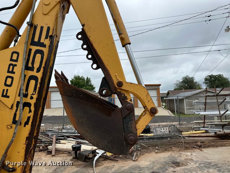 image for item OI9138 1996 New Holland 555E backhoe